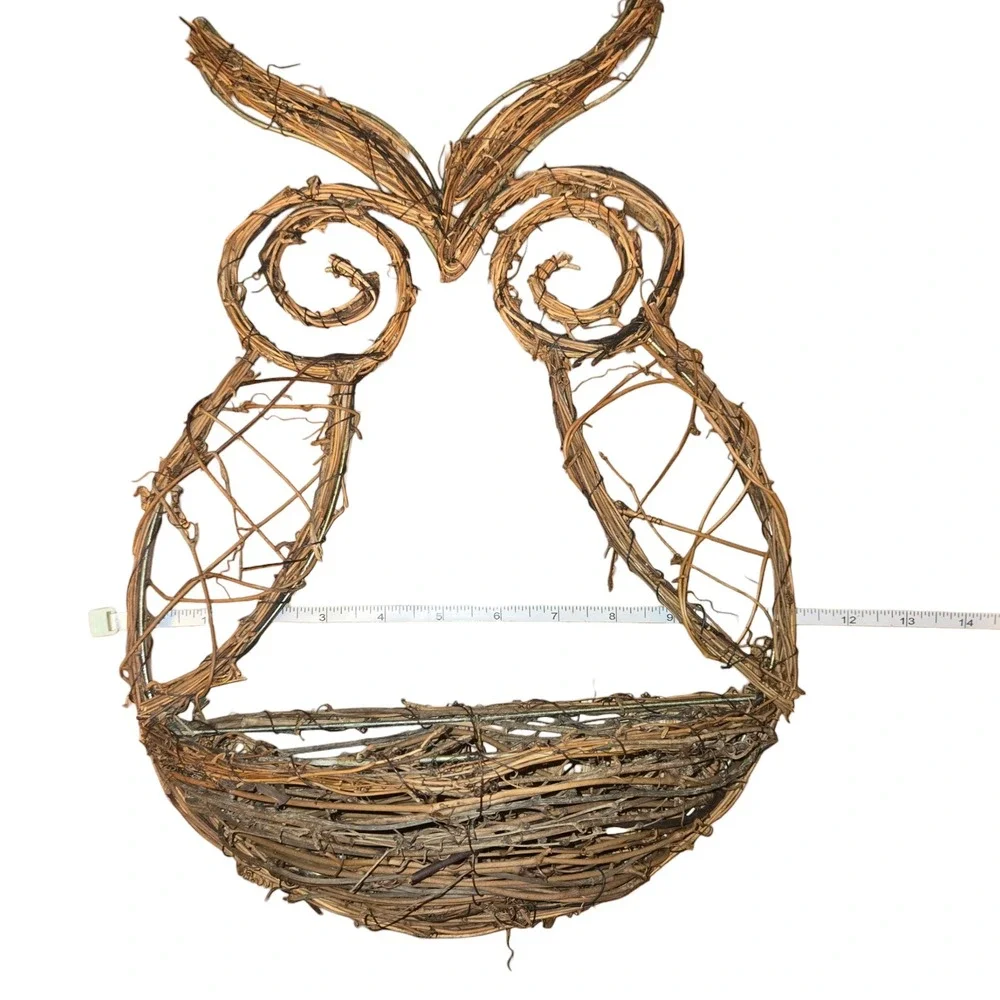 Unbranded Pair of Owl Wall Hanging Planters 16